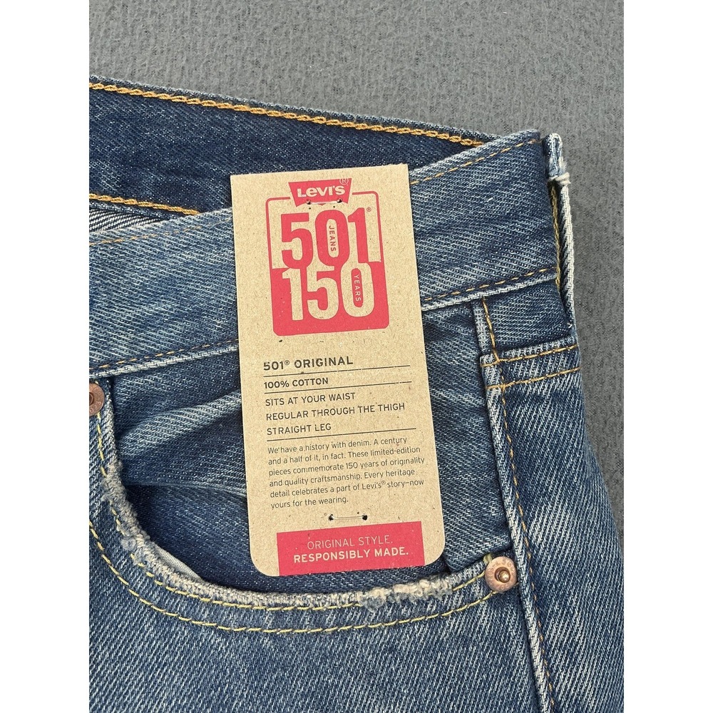 Levis 501 Jeans Mens 30x32 Medium Wash Blue Straight Regular Fit Denim